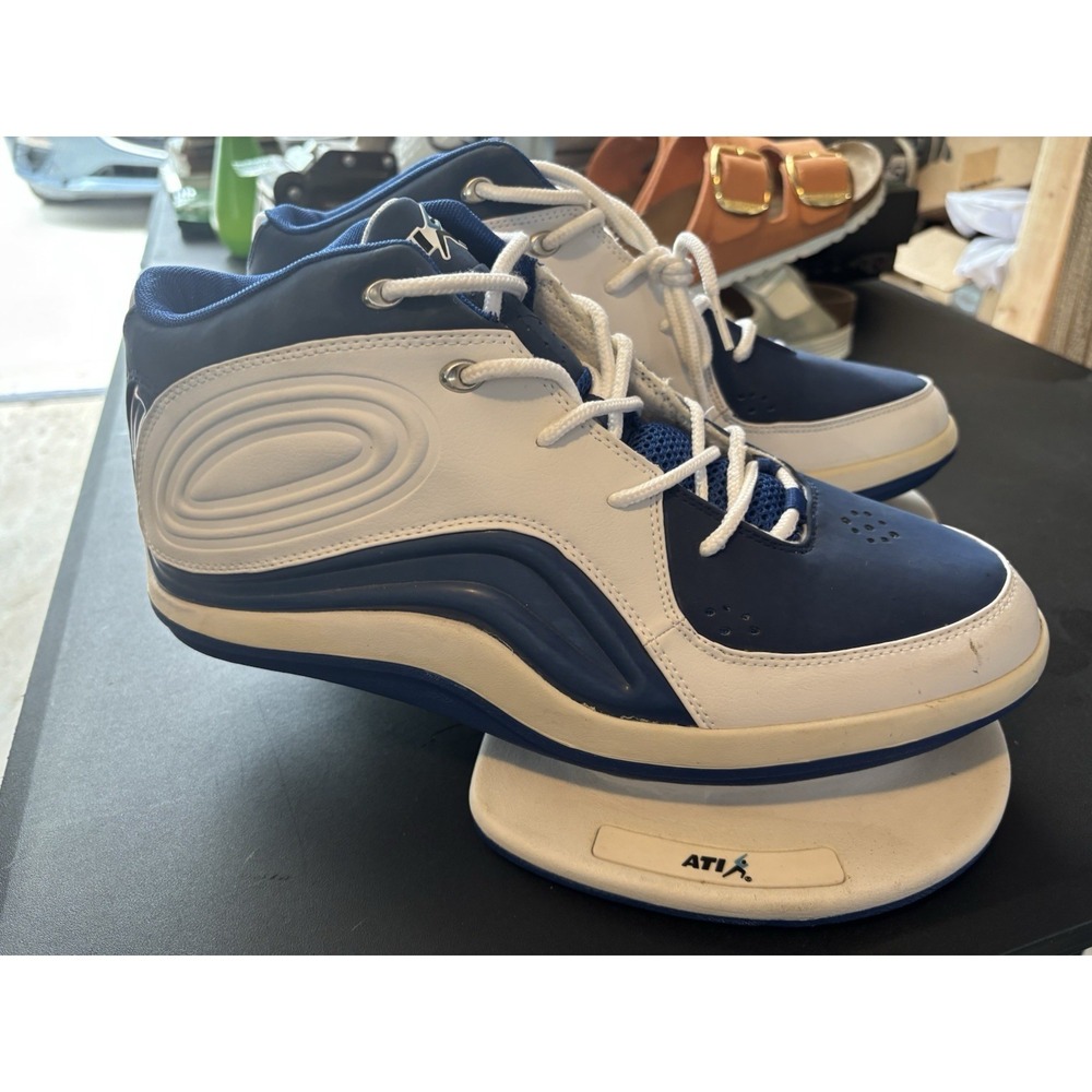 ATI Athletic Training Basketball Shoes Blue/White Men's Size US 13 W/DVD